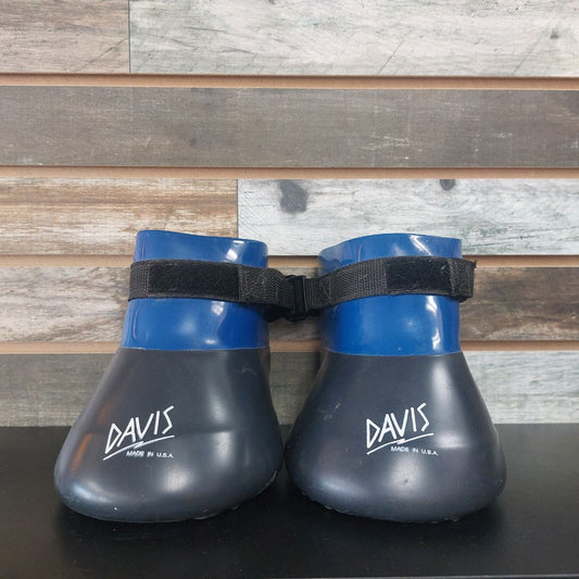 USED Davis Soaking Boot 1