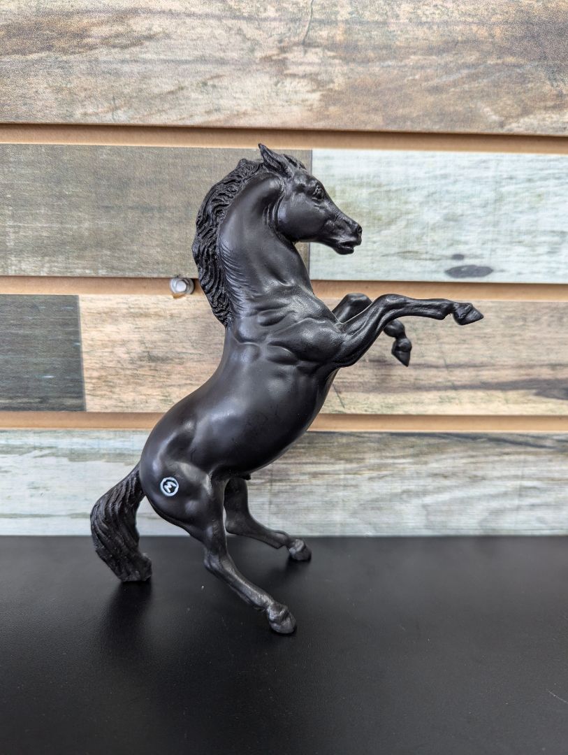 USED Breyer Flicka #750013 Classic Black