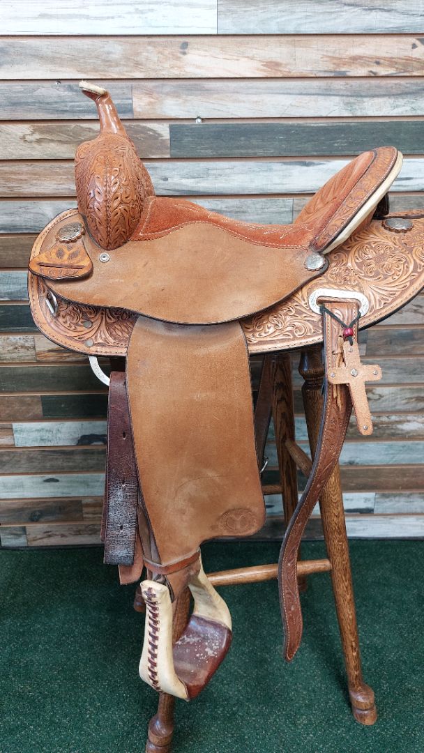 USED Circle Y Western Barrel Saddle 14” Light Oil