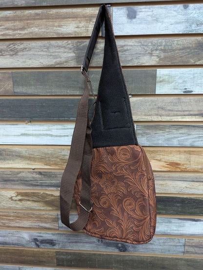 USED Tough1 Tablet/Grooming Tote Small Brown