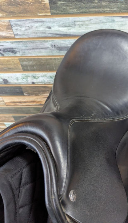 USED Custom Saddlery Dressage Saddle 17.5 Black