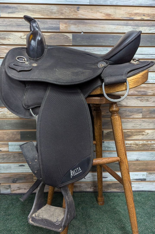 USED Abetta Gaited Comfort Saddle 17" Black