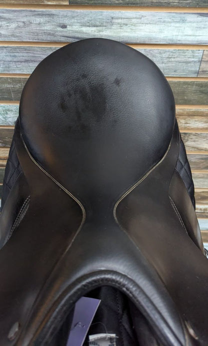 USED Collegiate Dressage Saddle 17" Black