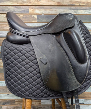 USED Custom Saddlery Custom Everest R Dressage Saddle 17.5" Black