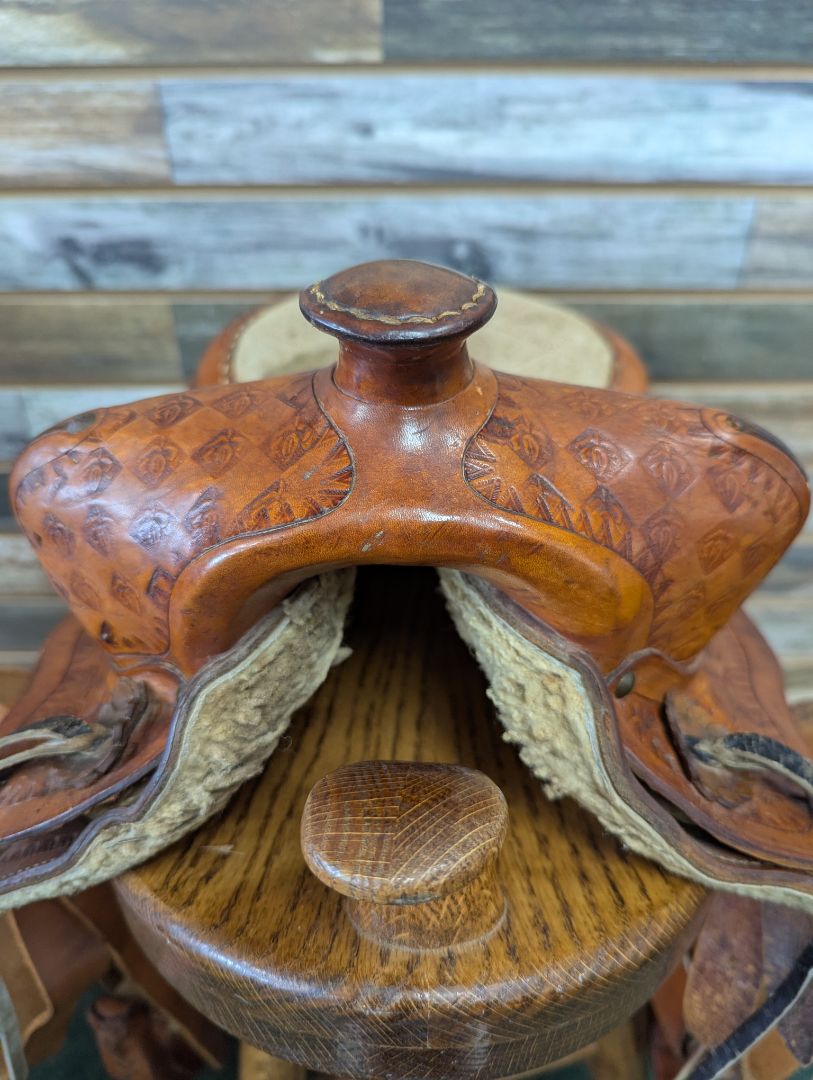 USED  Mini Saddle 9 1/2" Light Oil