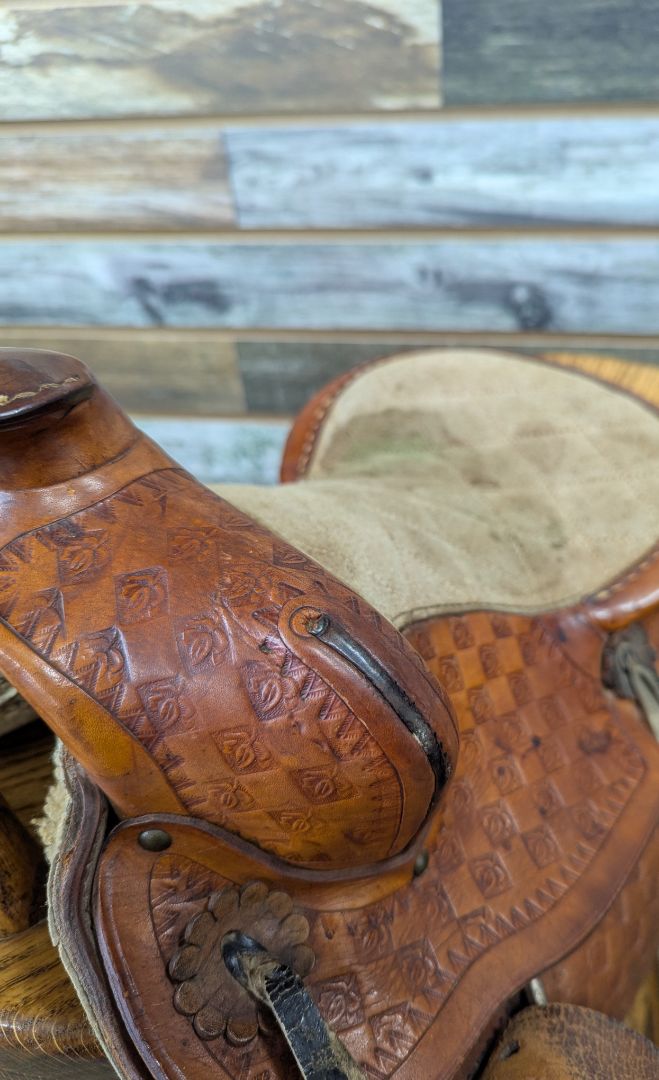 USED  Mini Saddle 9 1/2" Light Oil