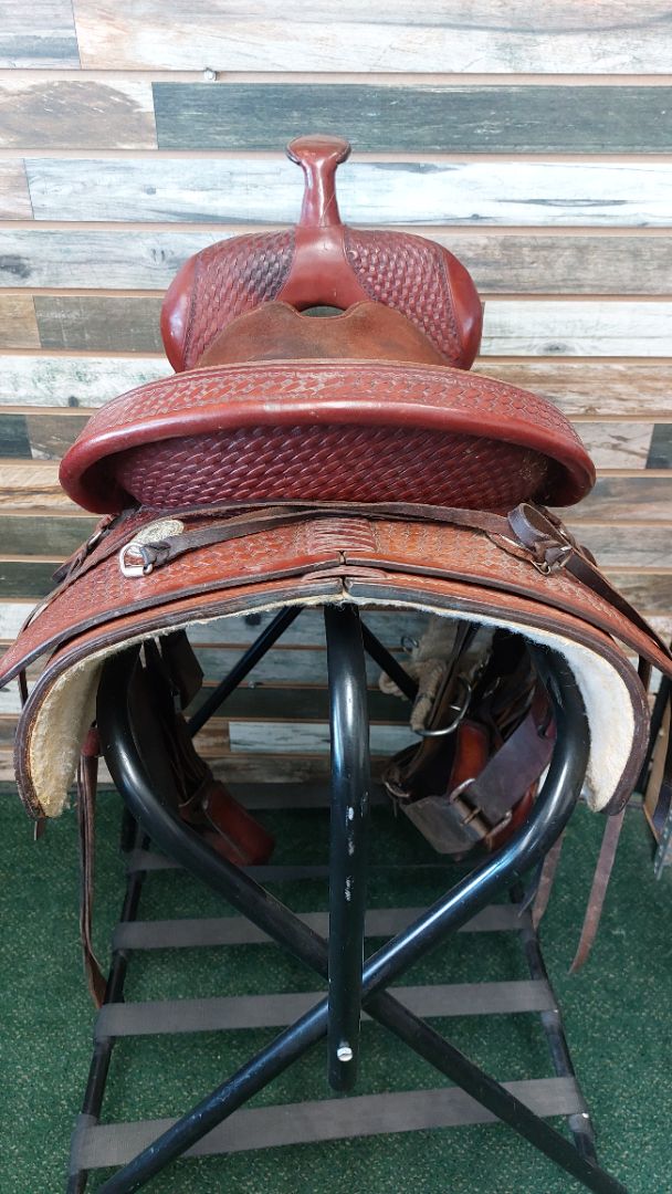 USED Hereford Western Saddle 16” Medium Oil