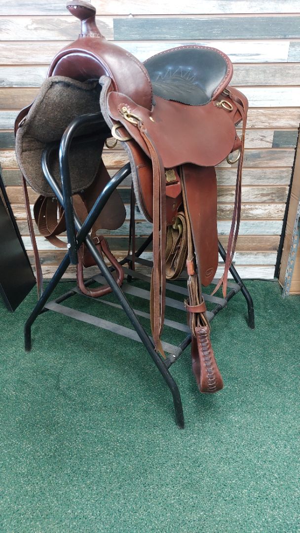 USED Hereford Western Saddle 16” Medium Oil