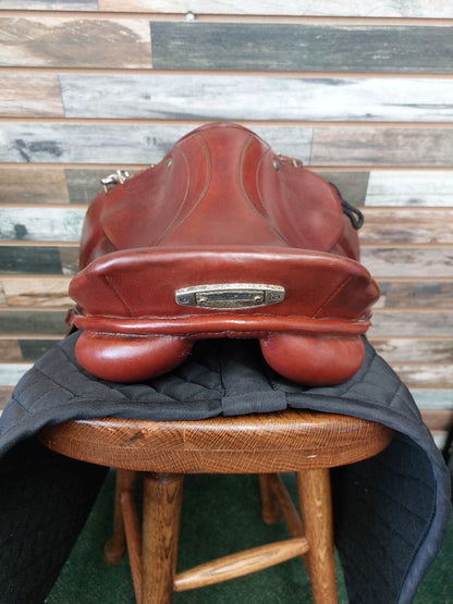 USED Stubben Youth English Saddle 15” Medium Oil