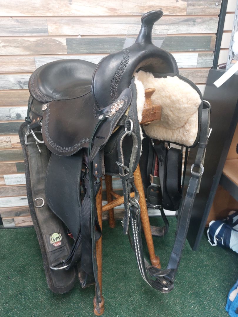USED Circle Y High Horse  16" Black