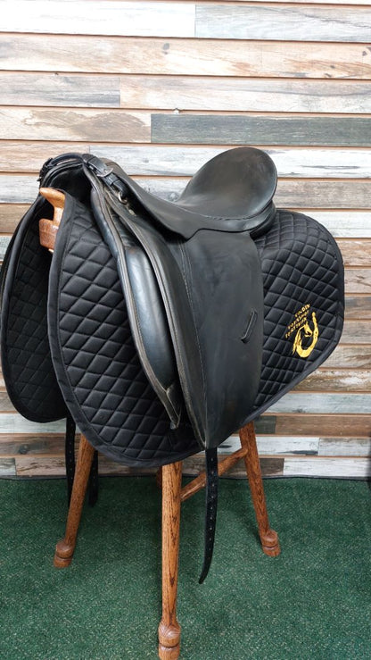 USED County Competitor Dressage Saddle 17.5” Black