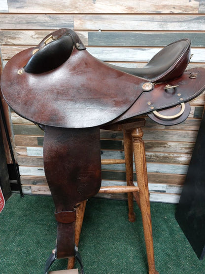 USED The Australian Stock Saddle Co Australian Saddle 14 1/2" Dark Oil