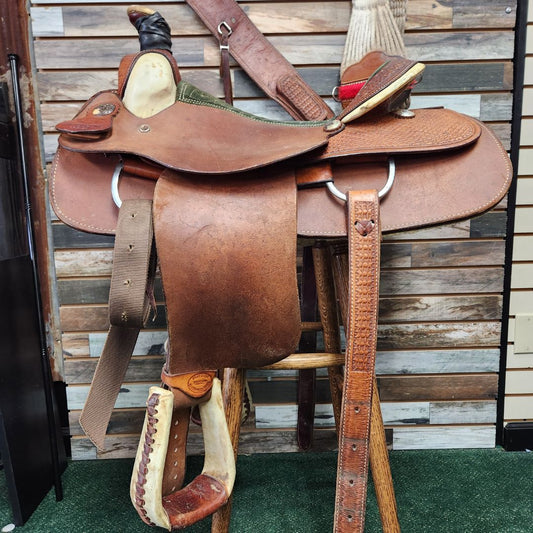 USED Matt Taylor Pro (Billy Cook) Roper Saddle With Girth and Back Cinch 16” Dark Oil