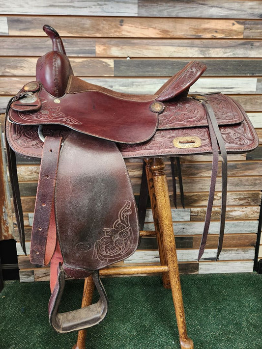 USED Royal King Western Saddle 16” Medium Oil