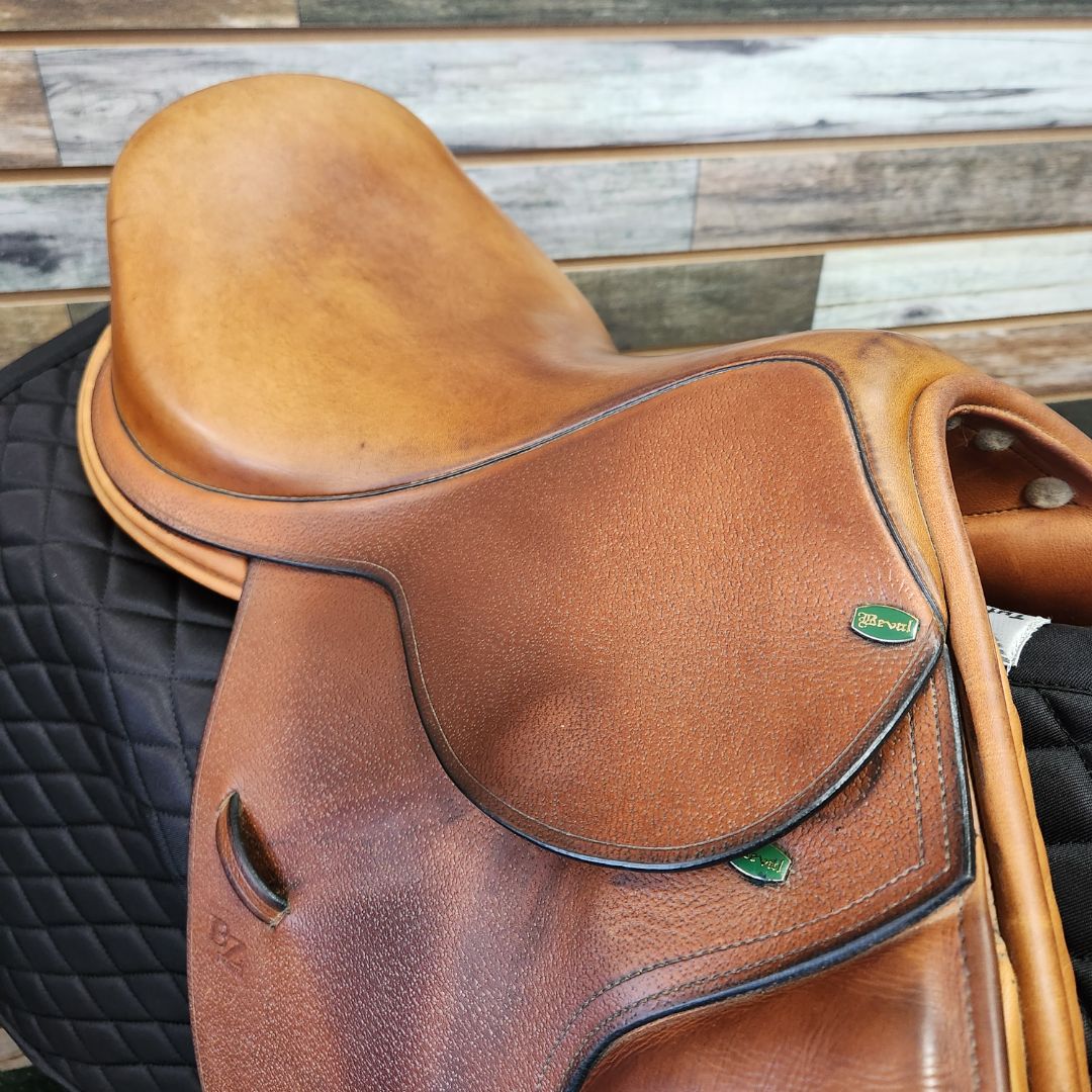 USED Beval BZ Natural Jump Saddle 16" Medium Oil