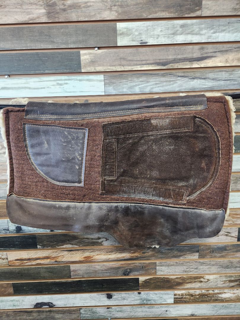 USED  Western Saddle Pad 29" Brown