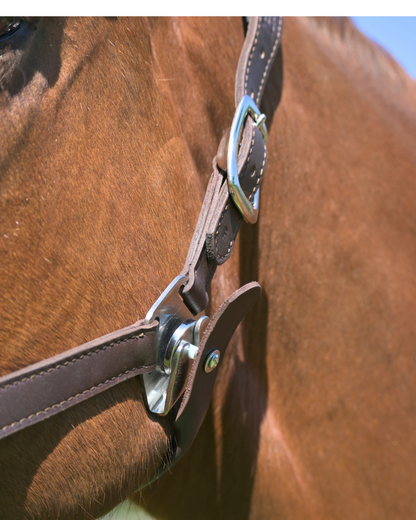 Magna Halter ™ in Blue with Fleece Nose and Fleece Crownpiece Leather Breakaway
