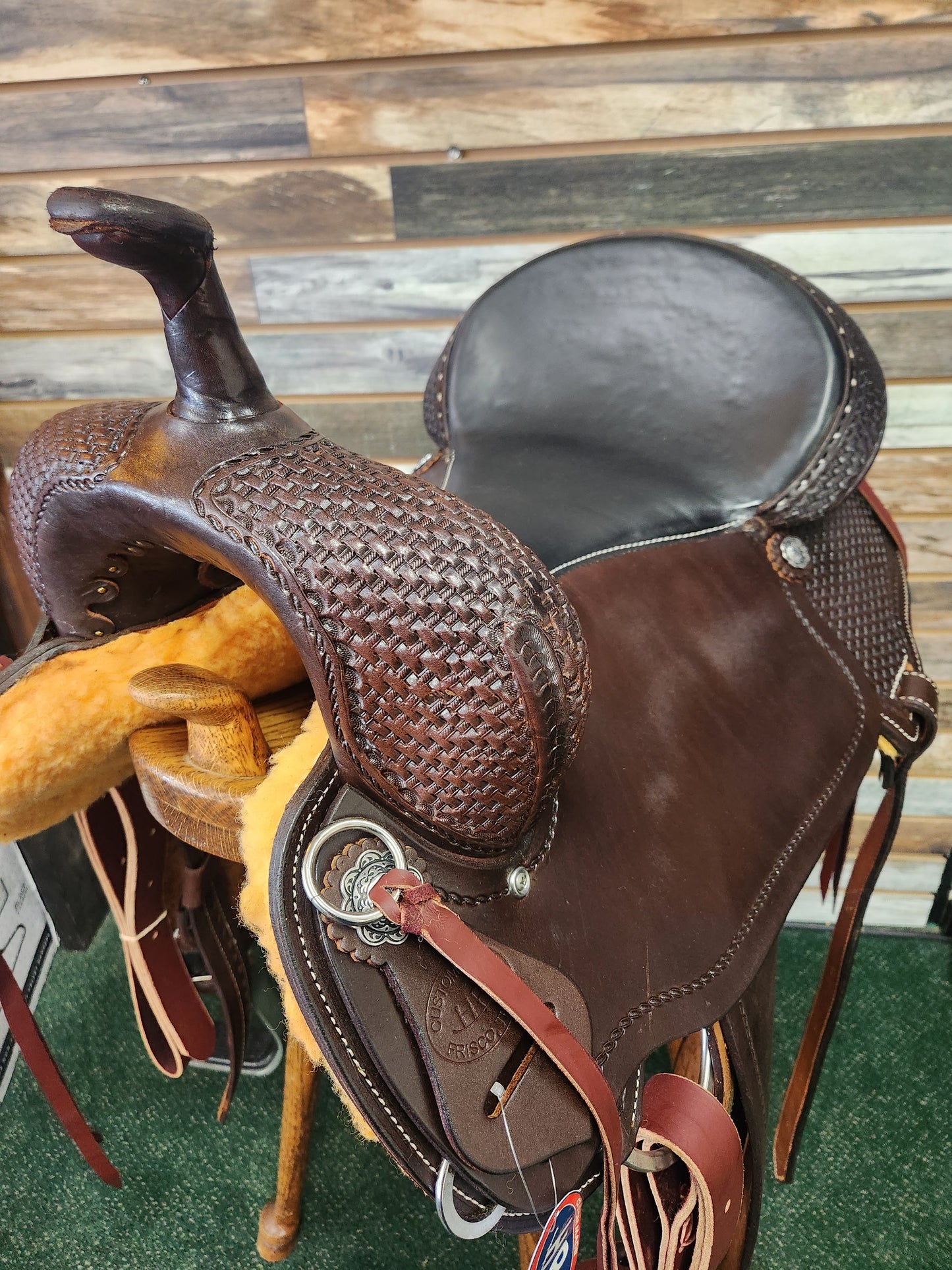 HR Trail Saddles