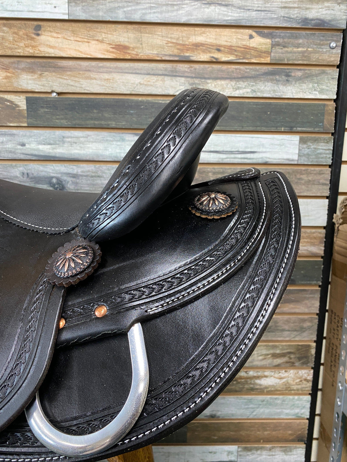 HR Black Flex Trail Saddle 16"