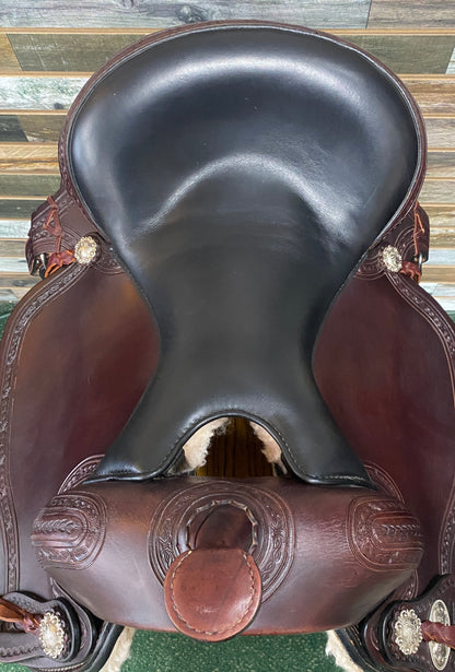Pre-Owned Hilason Flex Tree Trail Saddle