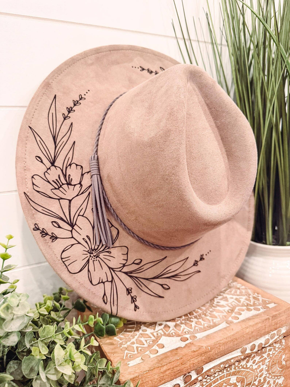 Engraved Floral Hat