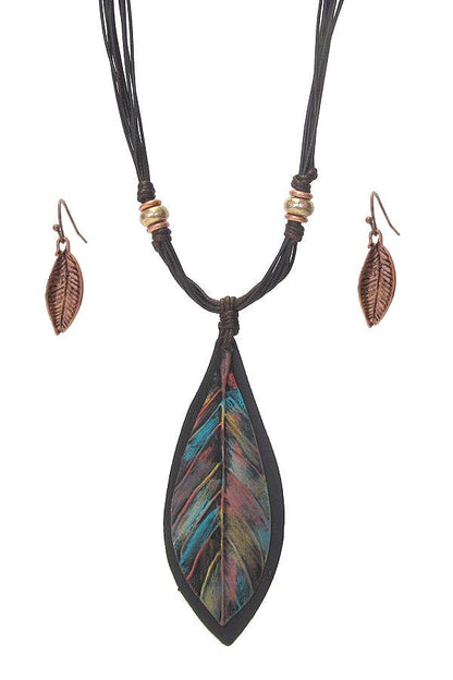 ( J343 )  LEAF NECKLACE SET