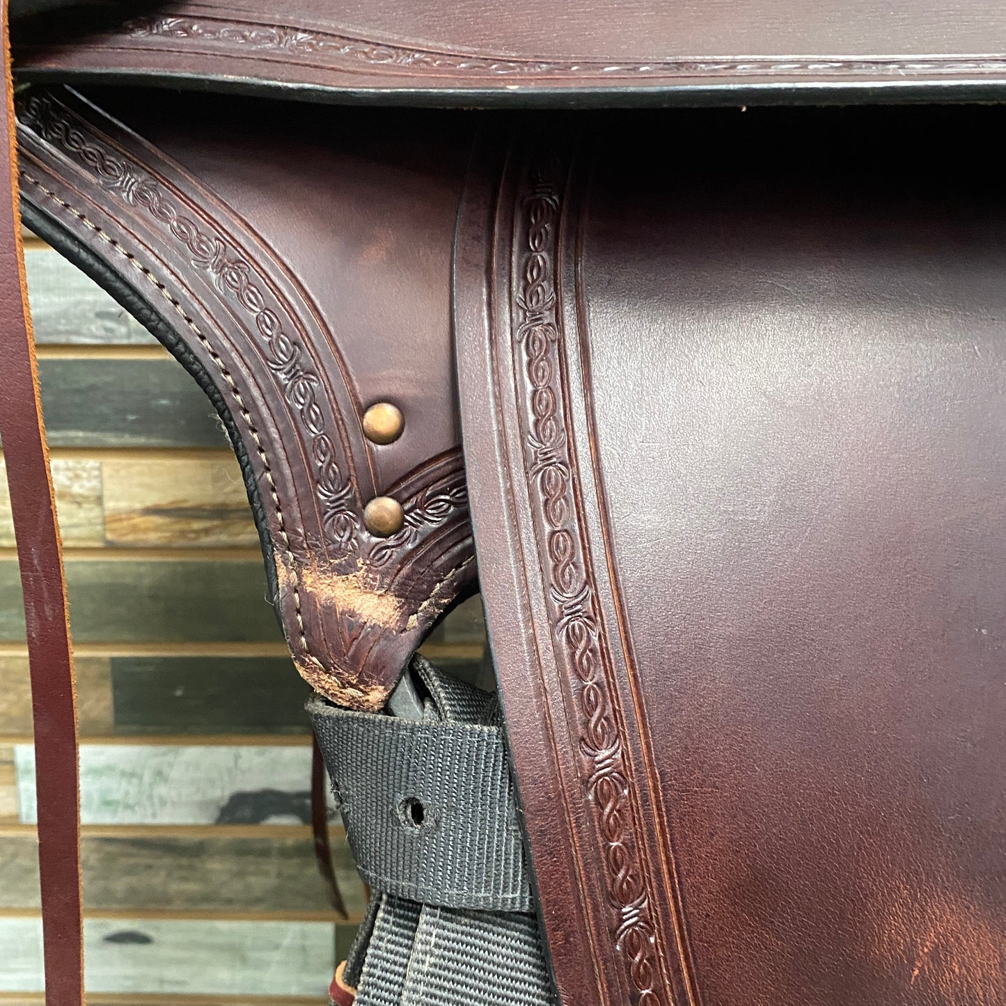 Pre-Owned Hilason Flex Tree Trail Saddle