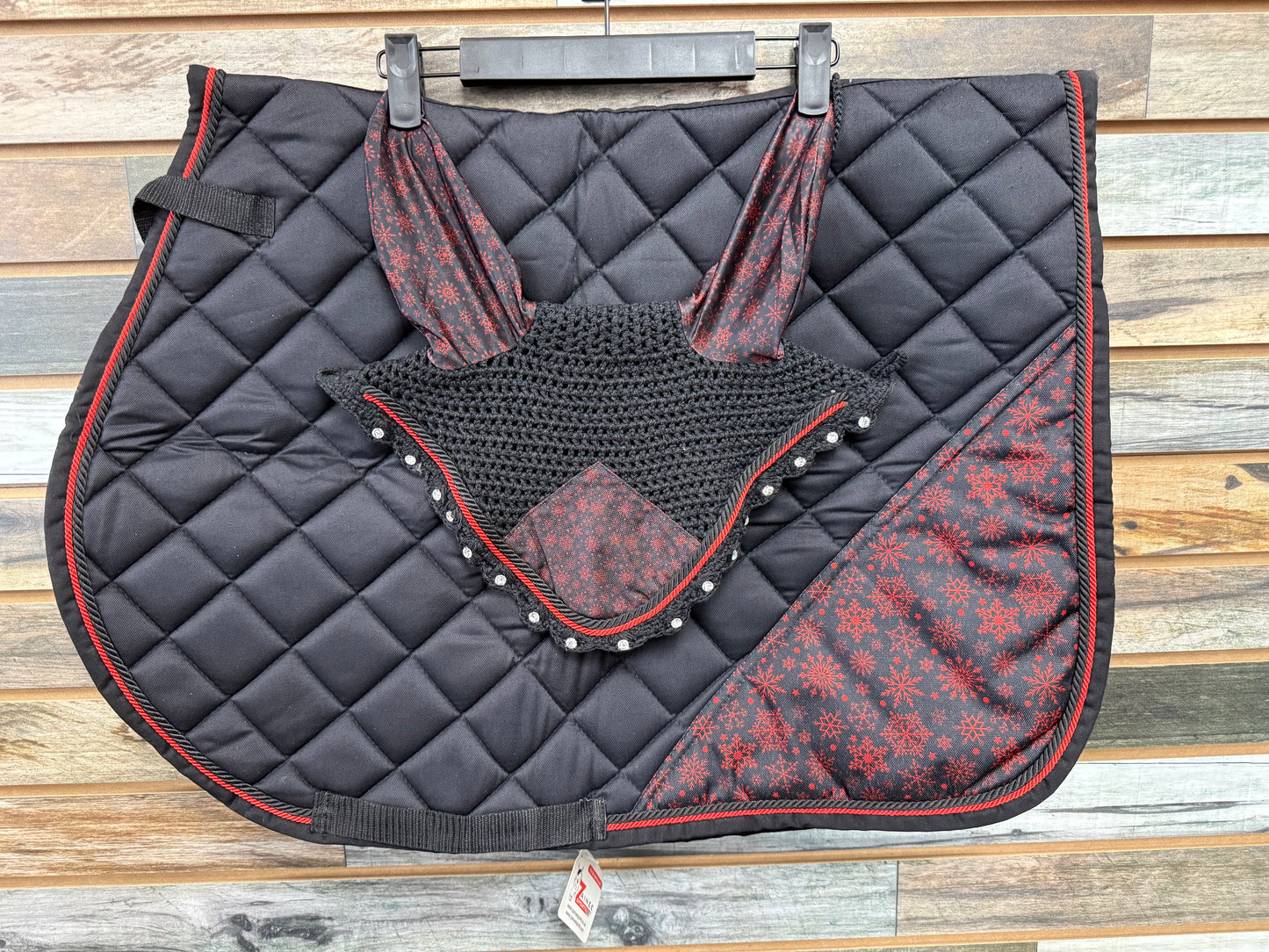 Holiday AP Saddle Pad & Ear Bonnet Set