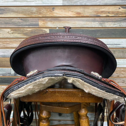 Pre-Owned Hilason Flex Tree Trail Saddle
