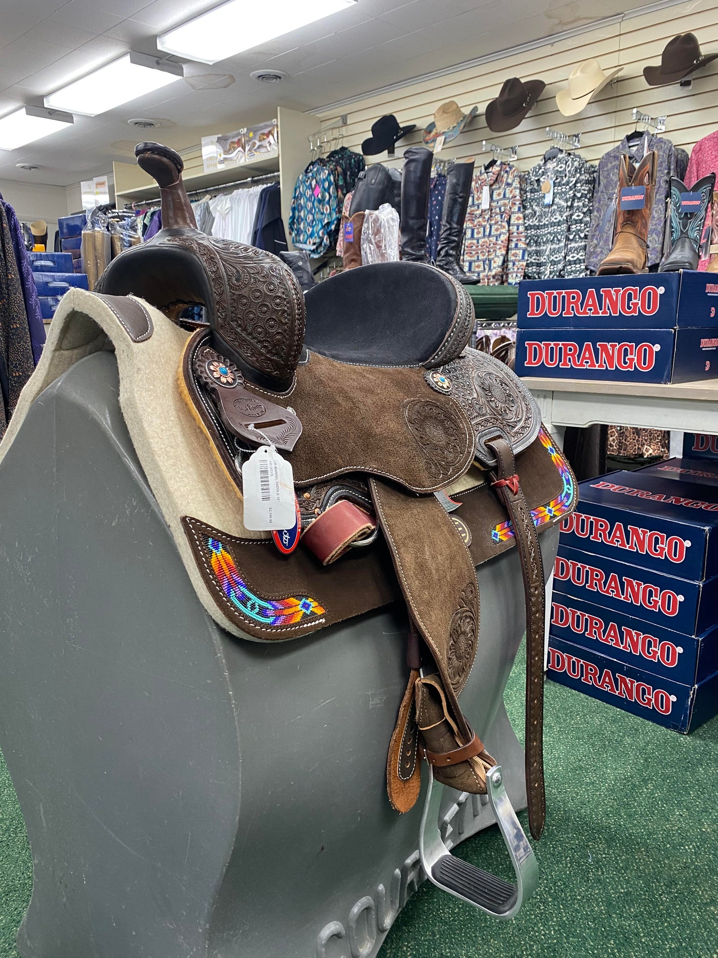 HR Barrel Saddle 16"
