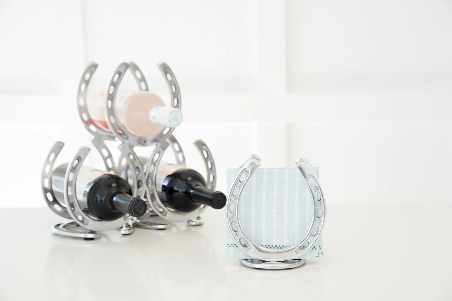 Huntley Horseshoe Napkin Holder, Aluminum Silver Finish