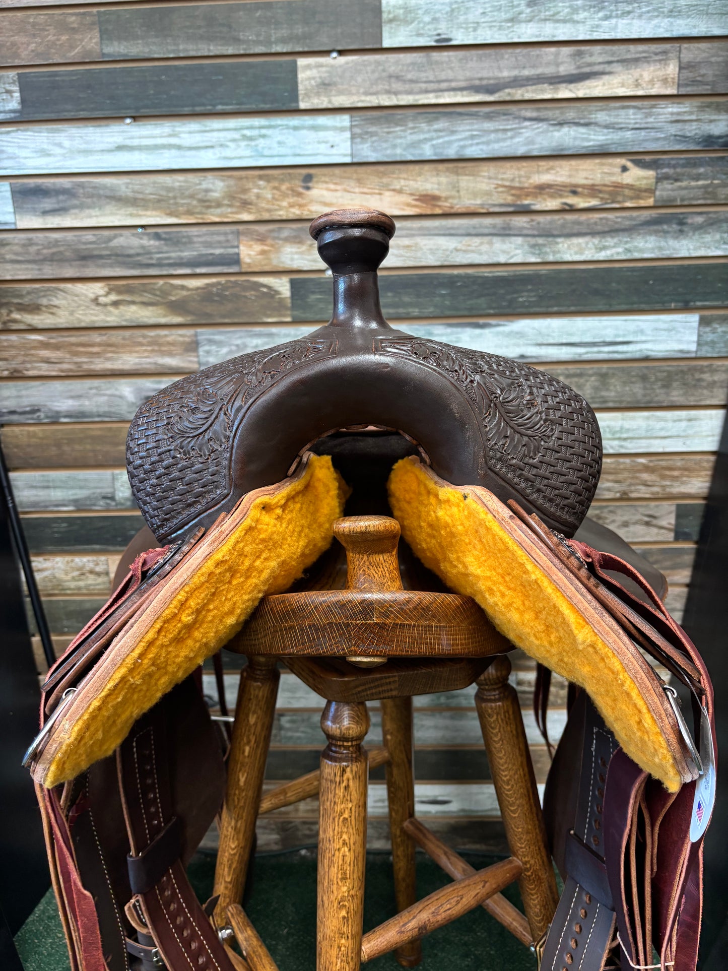 Hud Roberts Signature Series Cowhorse Saddle 15.5"
