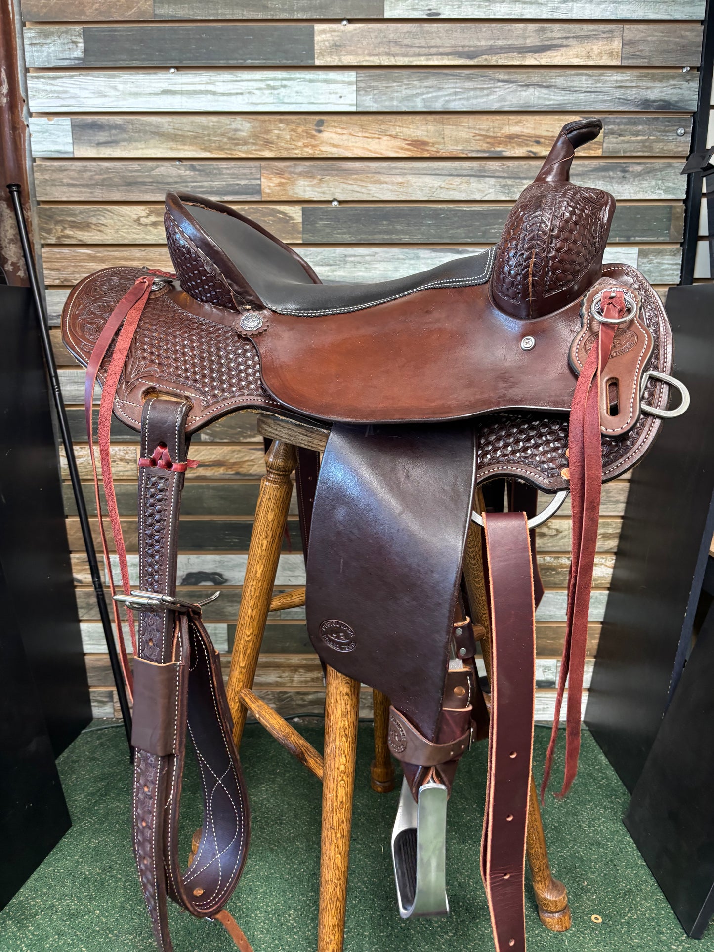 HR Staci James XP Trail Saddle 15.5"