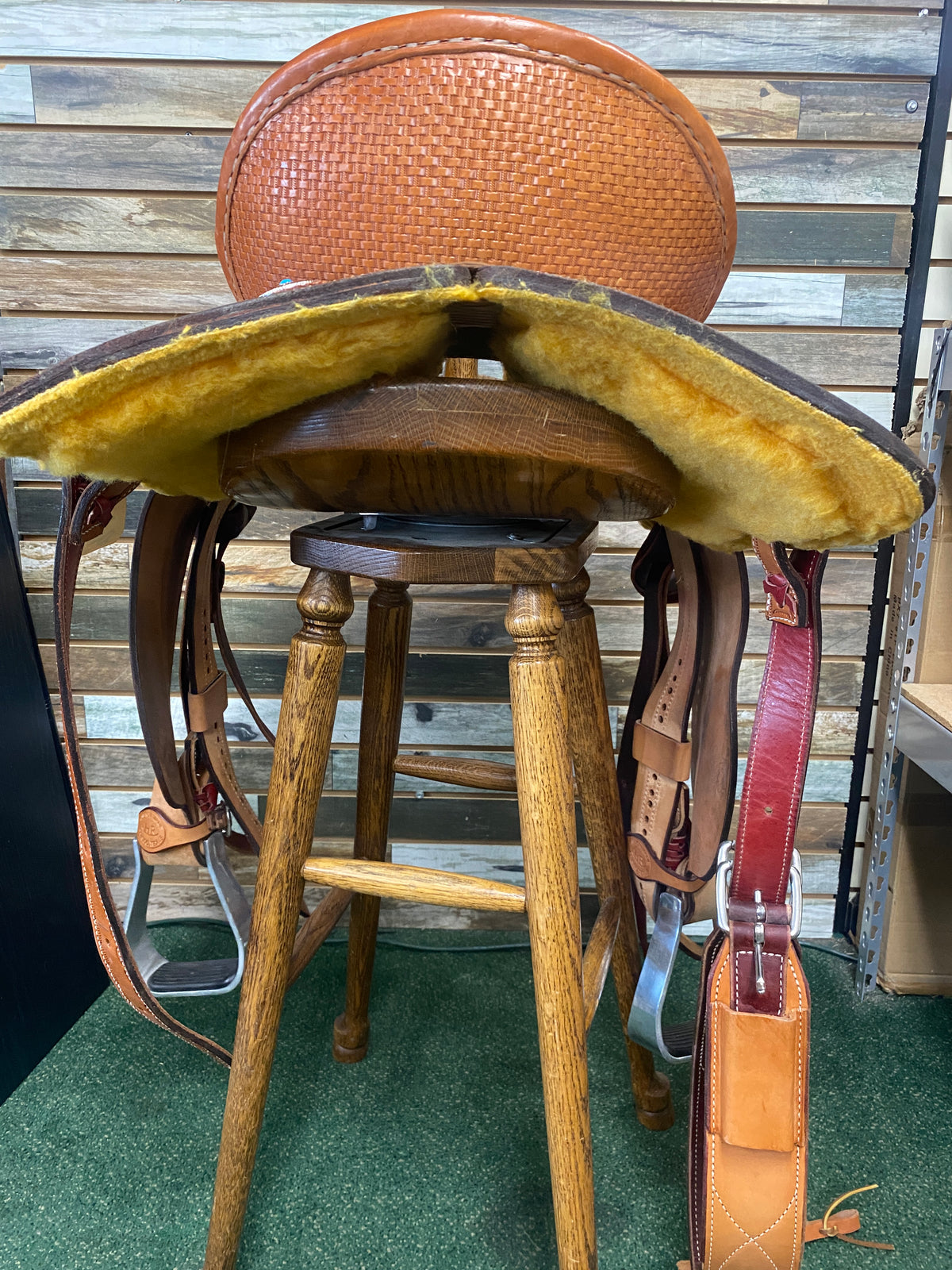 HR Barrel Saddle 14 1/2"