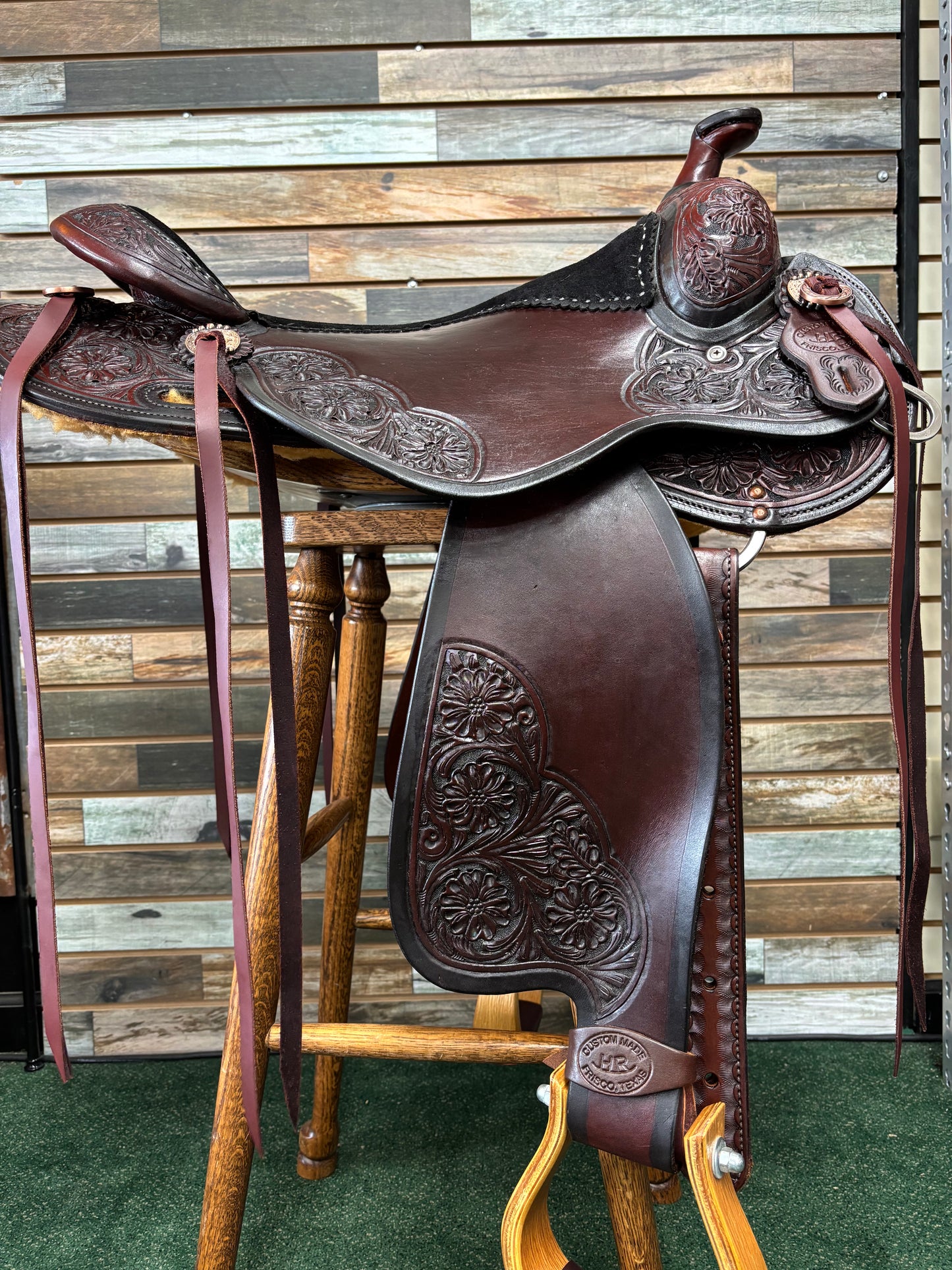 HR Custom Lightweight Reining Saddle