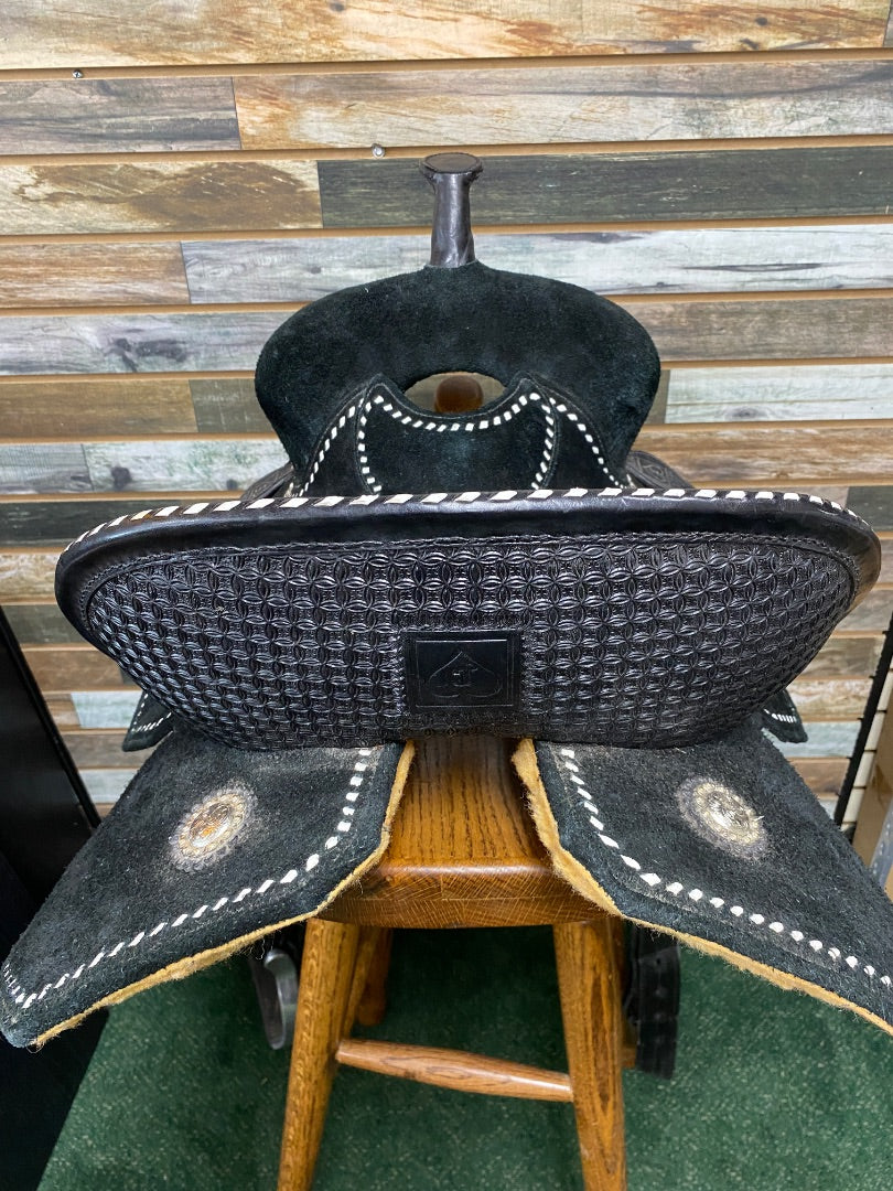 USED Josh Andrews Barrel Saddle 15.5" Seat | 7" Gullet Black Suede
