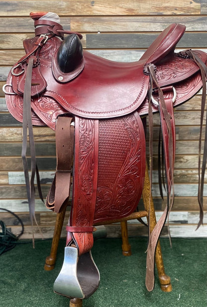 USED JC Martin Wade Saddle 16" Red