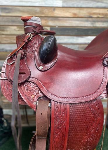 USED JC Martin Wade Saddle 16" Red