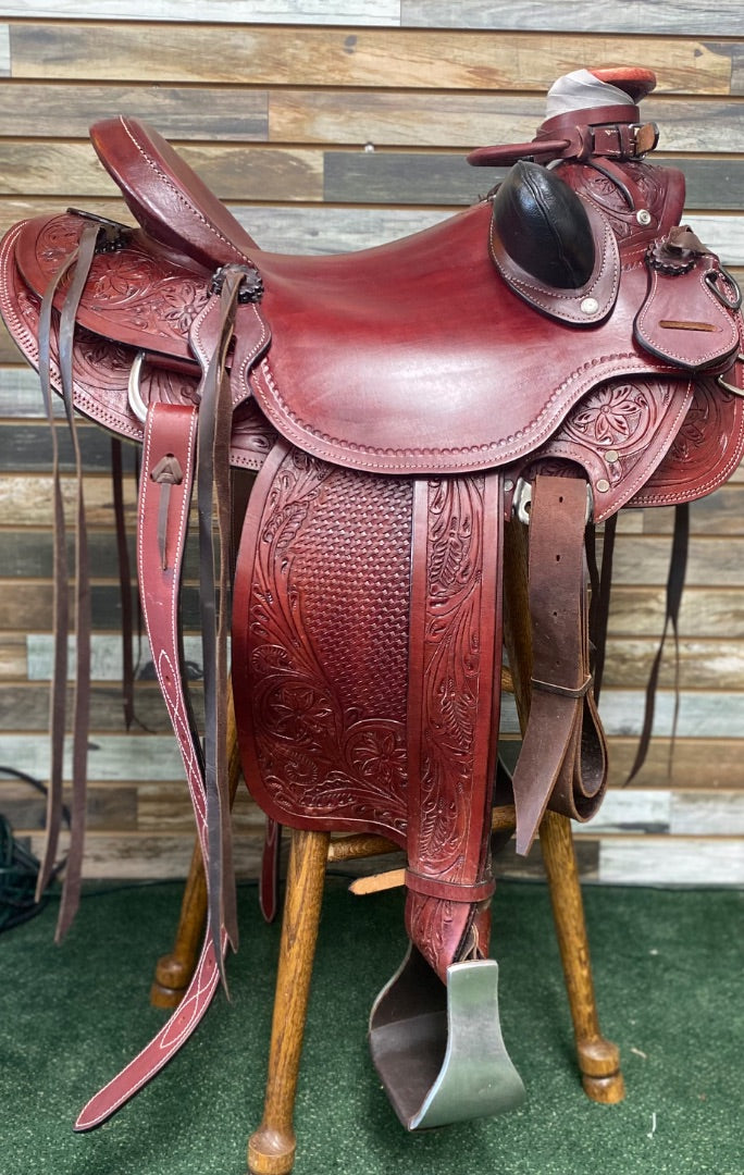 USED JC Martin Wade Saddle 16" Red