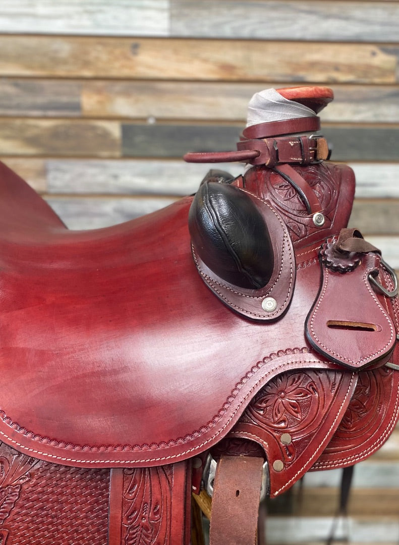 USED JC Martin Wade Saddle 16" Red