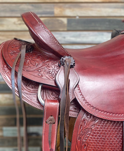 USED JC Martin Wade Saddle 16" Red