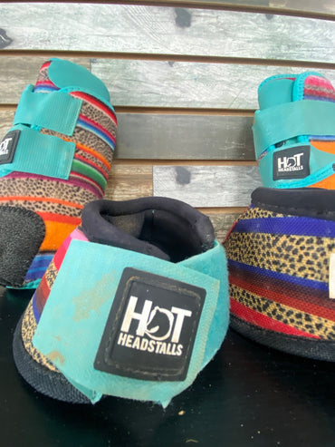 USED Hot Headstalls Serape Print Sport Boot (4) & Bell Boot (2) Set