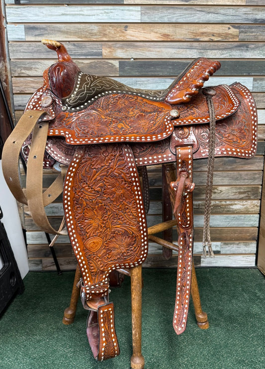USED Hereford Textan Of Yokum 16" Western Pleasure Saddle
