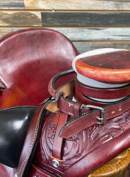 USED JC Martin Wade Saddle 16" Red