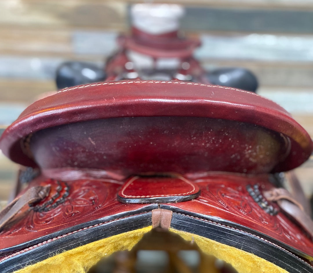 USED JC Martin Wade Saddle 16" Red