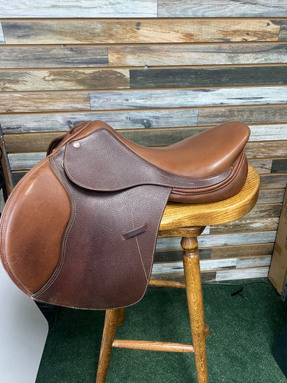 USED Collegiate Gamma Saddle 17" Chesnut