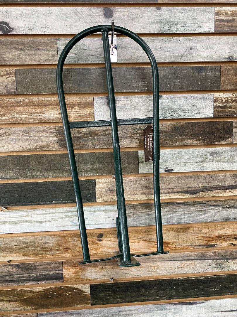 USED  Saddle Hanging Rack N/A Green