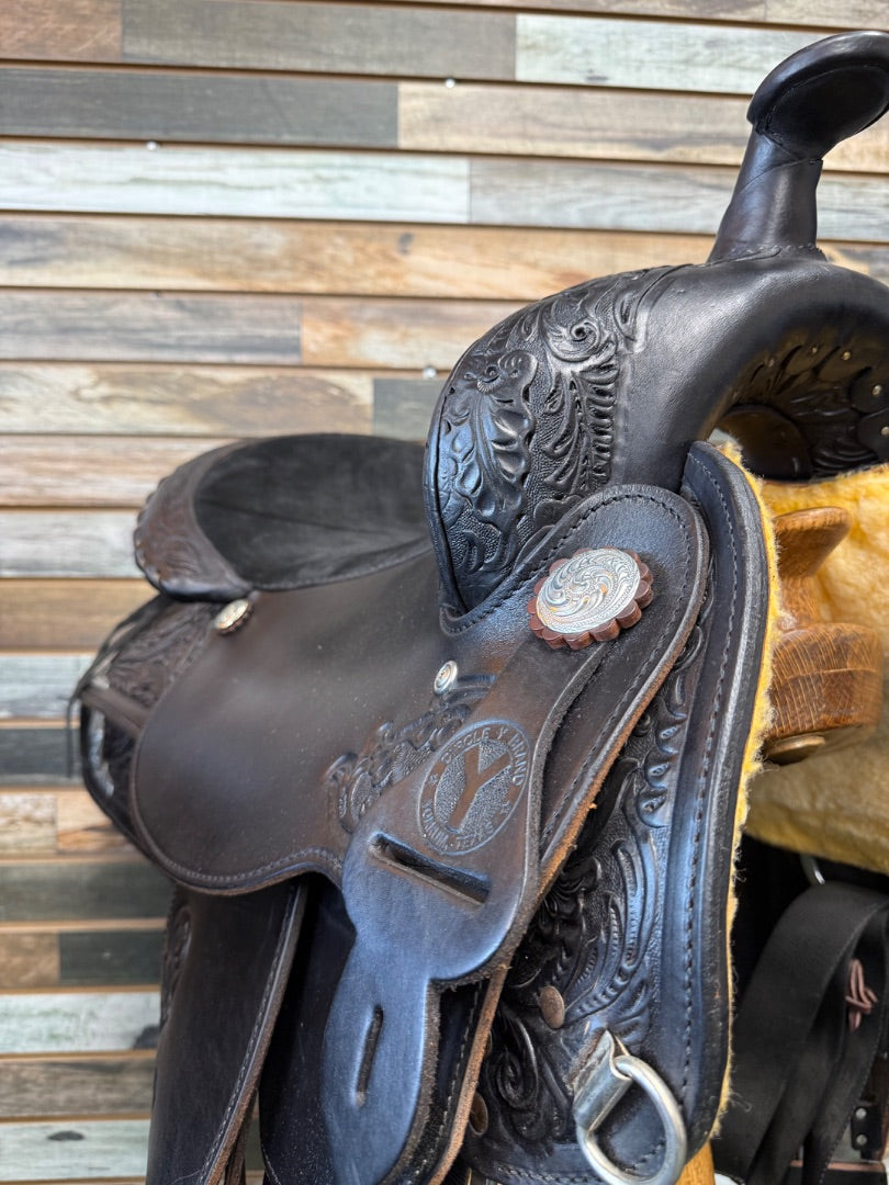 USED Circle Y Park and Trail Saddle 16” Black