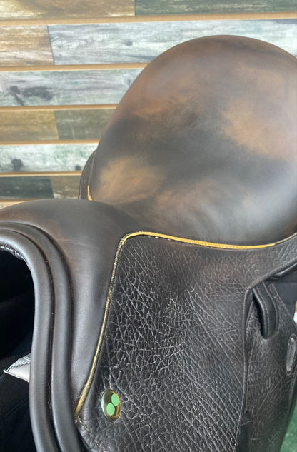 USED Takt Dressage Saddle 17.5” Black