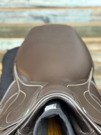USED Philippe Fontaine Lyon H/J Saddle | 17" Seat, 6" Gullet